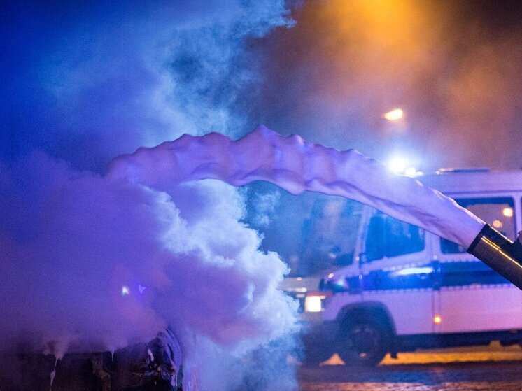 В Петергофе 22 человека были эвакуированы из многоквартирного дома из-за поджога