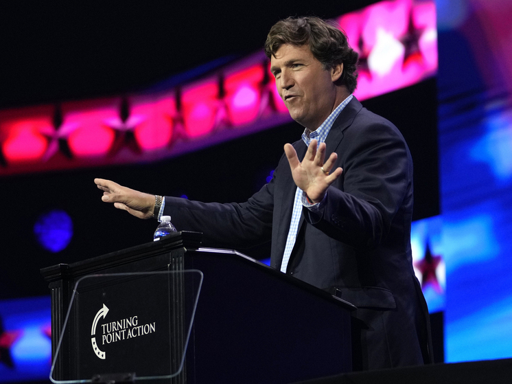 Карлсон назвал Путина самым популярным политиком в мире