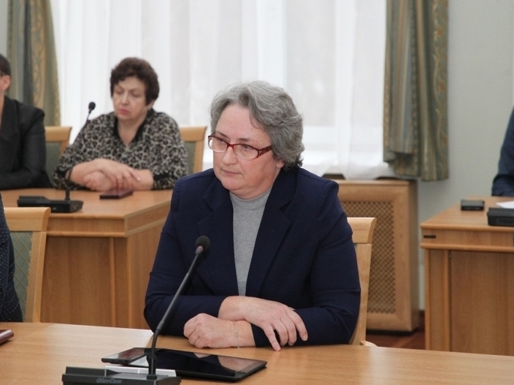 Елене Волковой вручили удостоверение депутата Рязанской городской Думы