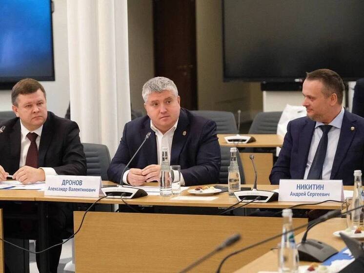 Дронов принял участие в заседании Попечительского совета ИНТЦ «Валдай»