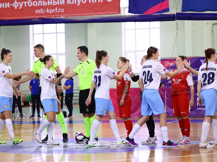 Орловские футзалистки обменялись победами со соперницами из Санкт-Петербурга