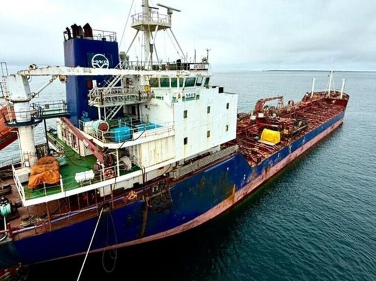 Топливная навигация на Чукотке завершена с прибытием танкера "Арарат"