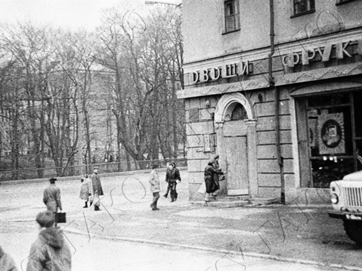 Калининградский госархив показал вид на улицу в честь героя Колоскова в 1985-м