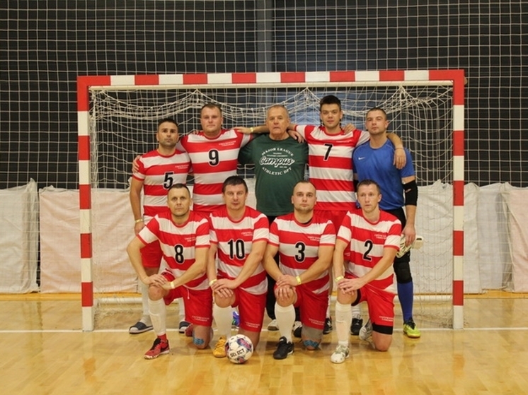 Smolensk customs officers finished third in the Mini-Football Championship.