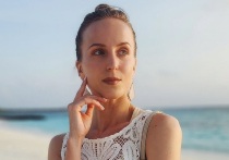 Российская синхронистка Мария Шурочкина поделилась новой фотографией, сделанной в домашней обстановке. Двукратная олимпийская чемпионка предстала в неглиже