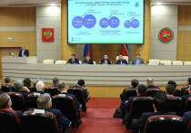 Минниханов дал ряд поручений на совещании финансовых, казначейских и налоговых органов Татарстана, пишет ИА «Татар-информ»