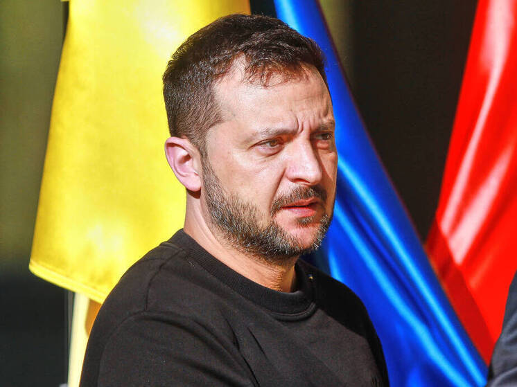 Politico: Зеленский обещает жесткие и мощные удары по российским нефтяным объектам