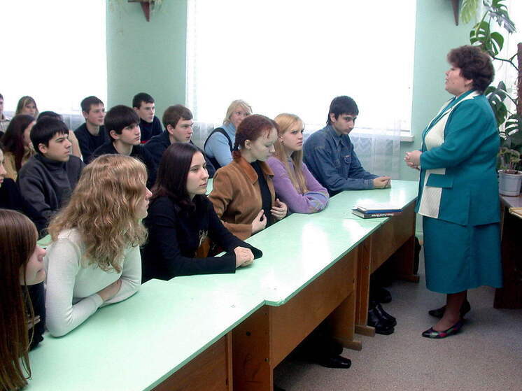 В Госдуму РФ 16 октября внесён законопроект о новой федеральной выплате для учителей школ