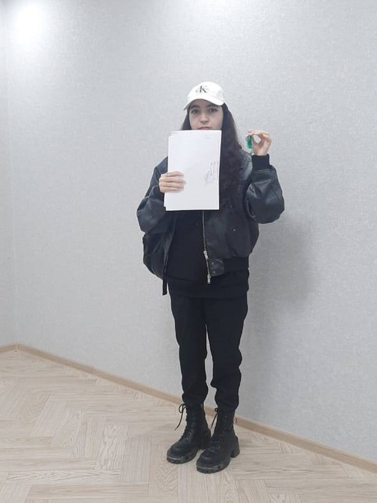 В Калмыкии ключи от квартиры вручили еще одному сироте