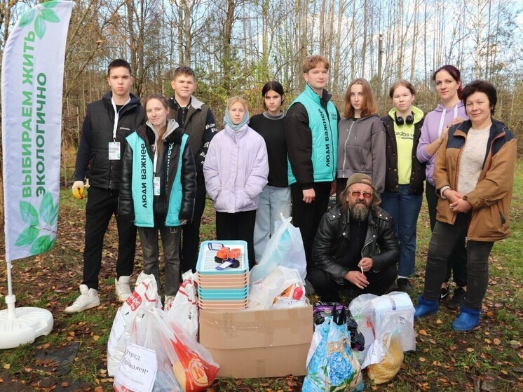 От трибун к собачьим мискам: «Новые люди» меняют представление о политике