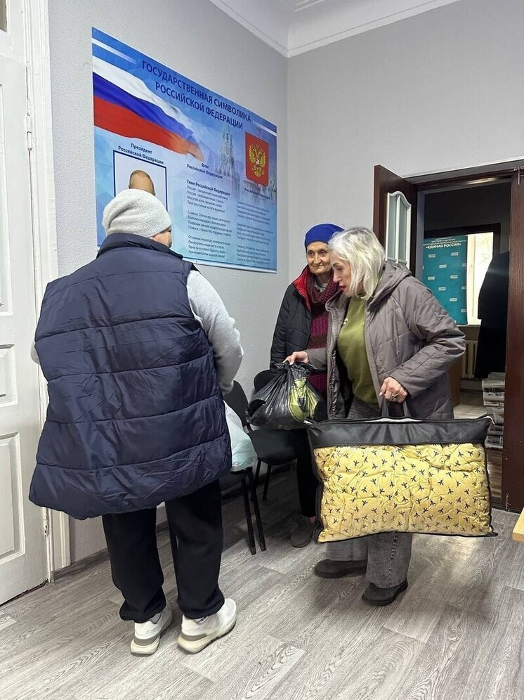 «Единая Россия» Запорожской области продолжает поддержку жителей Токмакского района