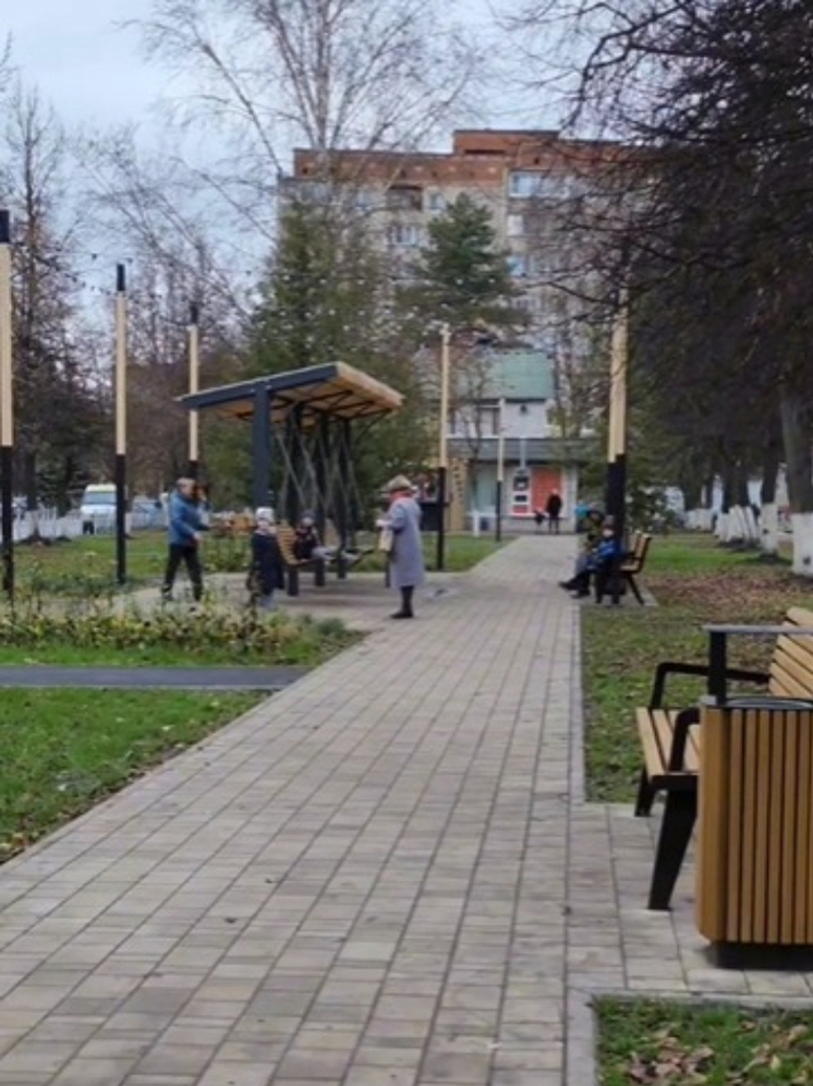 Павел Федоров показал, как в Алексине благоустроили Липовый сквер
