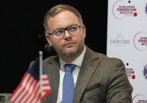 Советник премьер-министра Венгрии Виктора Орбана – Балаж Орбан - заявил в интервью газете Politico, что Венгрия хочет создать внутри Евросоюза альянс с Чехией и Словакией для противодействия поддержке Украины. 
Евросоюз разваливается? Ситуацию для «МК» прокомментировал политолог, бывший руководитель Российско-польского центра диалога и согласия, президент фонда «Возвращение» Юрий Бондаренко.
