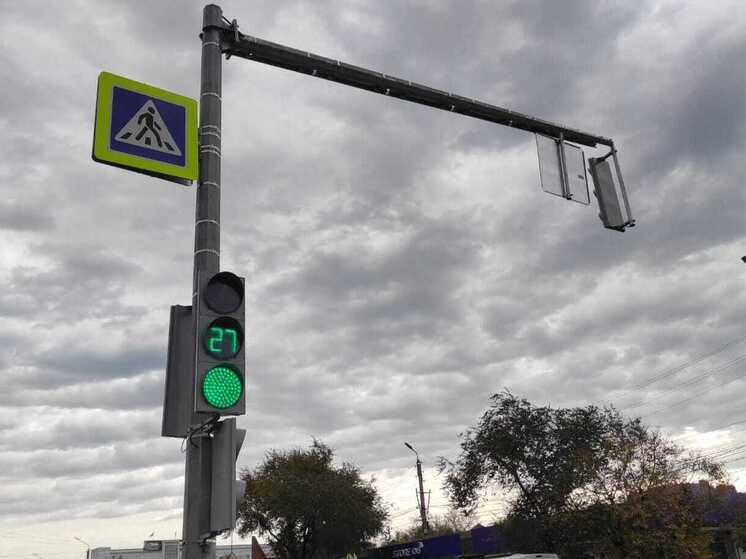 В Элисте завершается обновление городских светофоров