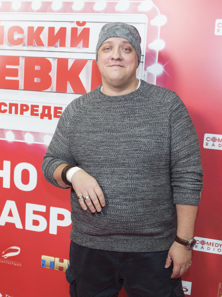 Скончавшийся актер Роман Попов появится в пяти новых работах