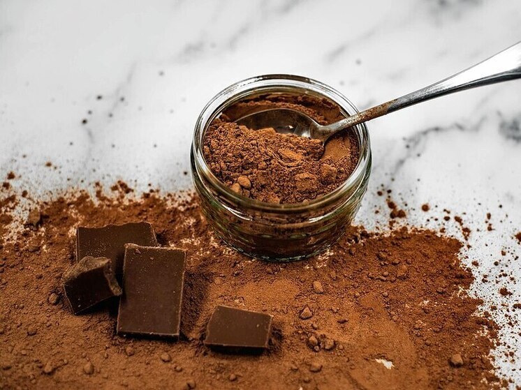 В Киеве и Львове продают шоколад с хрустящими личинками жуков