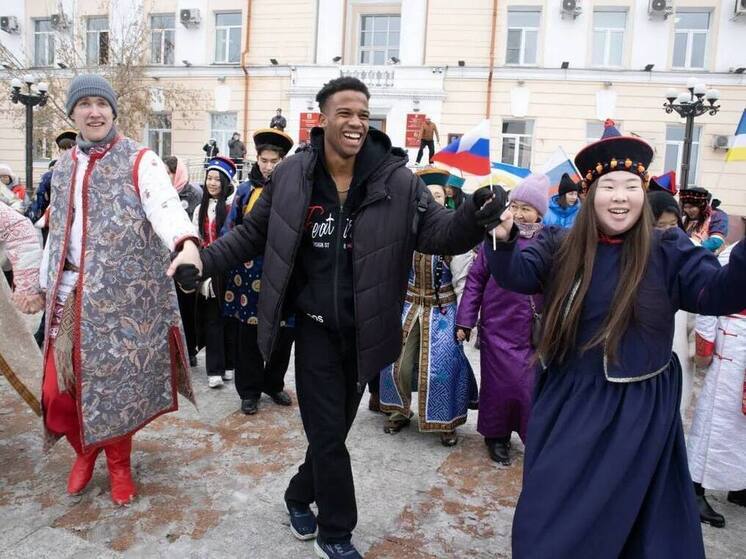 В канун Дня народного единства Улан-Удэ станцуют большой ёхор