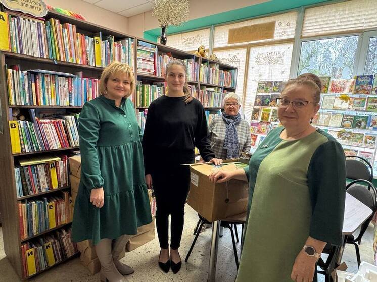 Ямальцы отправили в Волноваху книги для взрослых и детей