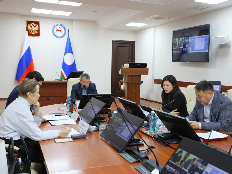 В Якутии на контроле семь строек в сфере здравоохранения и образования