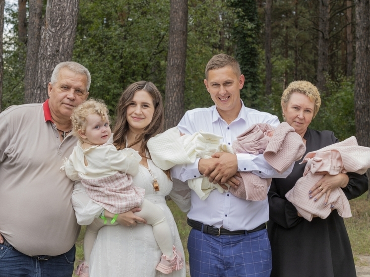 Вместе — от колыбели до долголетия: как в Алтайском крае реализуют нацпроект «Семья»