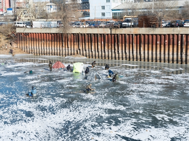 В Улан-Удэ установили запрещающие знаки на берегах рек