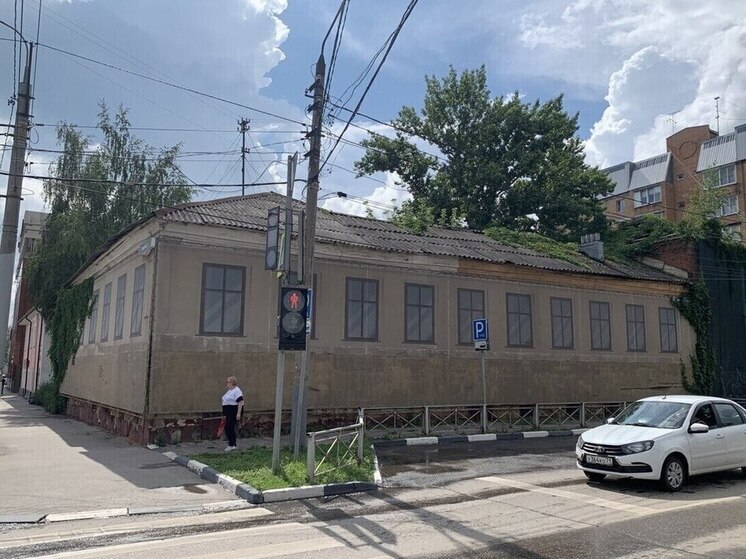 В Туле историческое здание на Советской повторно продают за 119 млн рублей