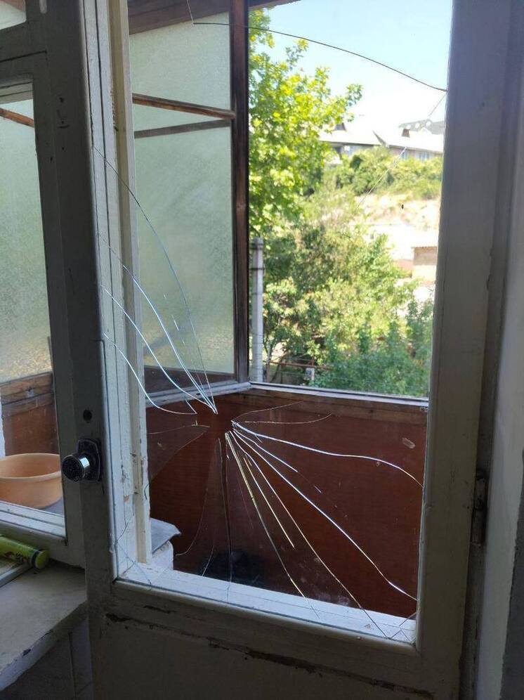 Суд осудил крымчанку, которая ударила знакомого осколком стекла