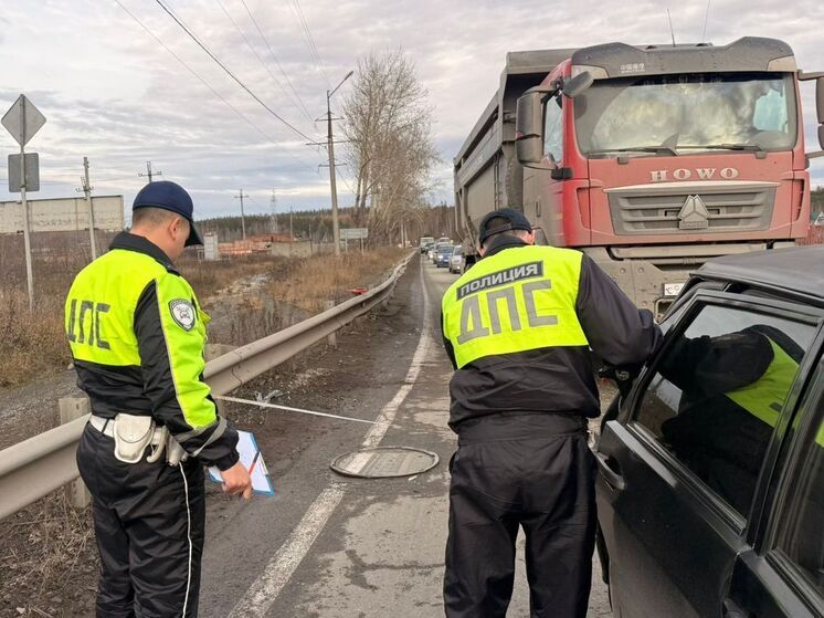 В Полевском водитель грузовика спровоцировал массовое ДТП