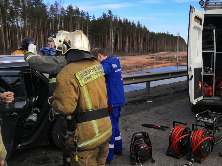За сутки в Ленобласти произошло 80 ДТП, пострадали два человека
