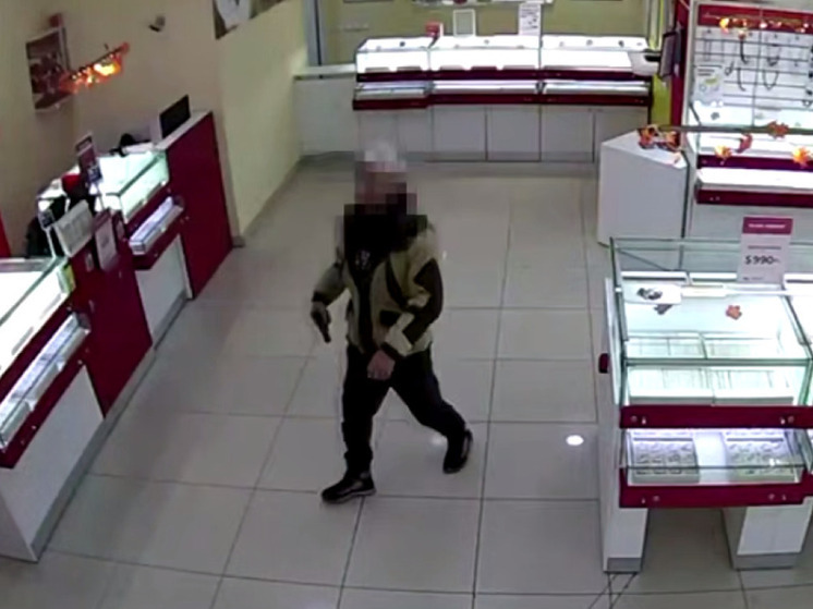 Полиция задержала нижегородца за нападение на ювелирный магазин