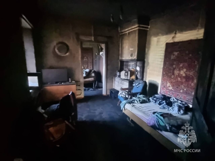 В Шахтах трагический пожар унес жизнь пожилого мужчины