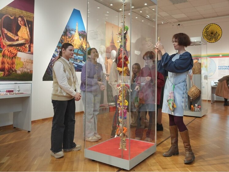 Необычная выставка «Мьянма – золотая земля» открылась в Новосибирске