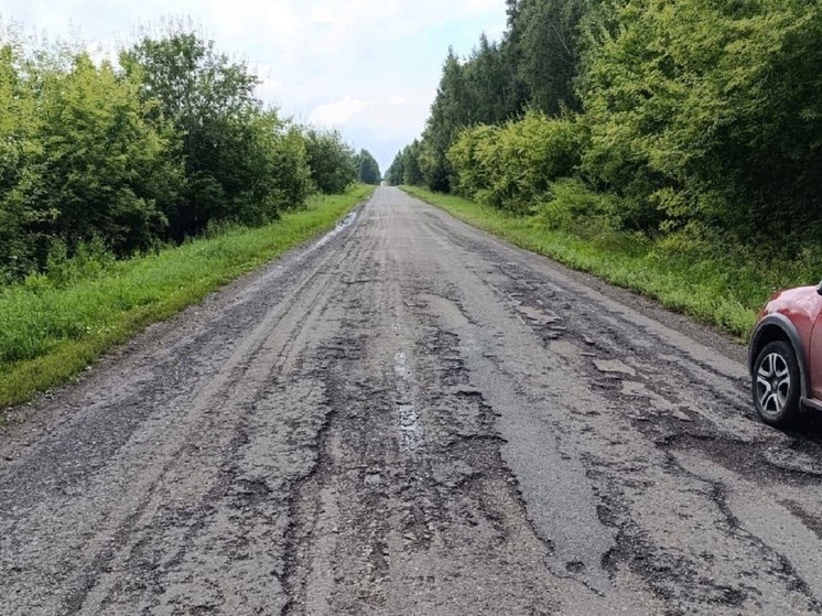 В Зауралье по иску прокуратуры проведен ремонт автодороги