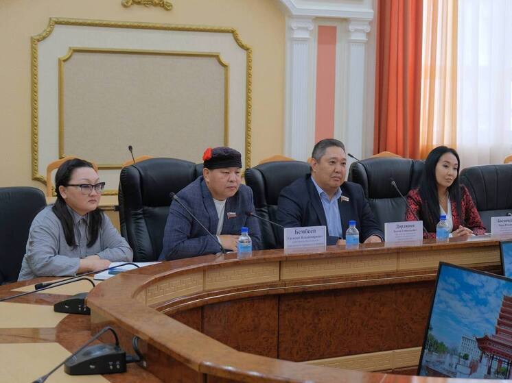 В Калмыкии прошла ярмарка вакансий с участием кадровых служб Подмосковья