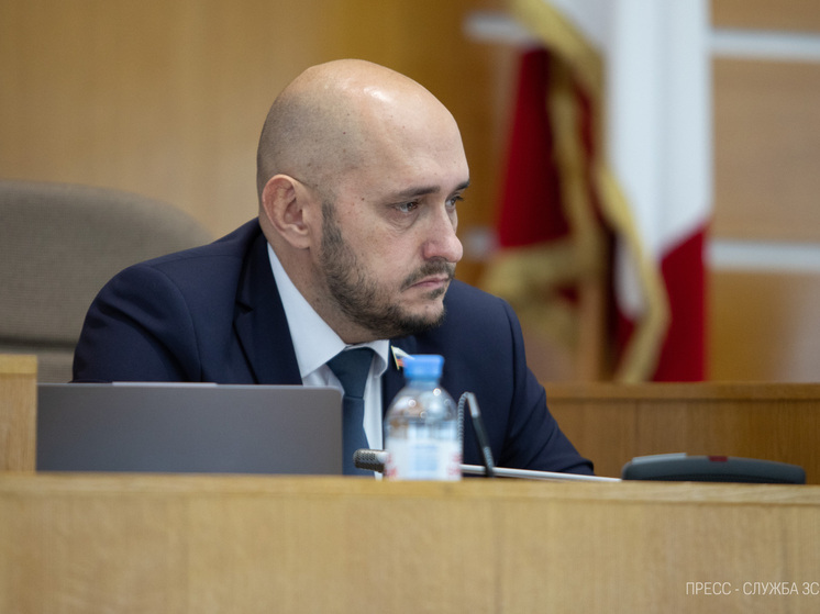 Юрий Сапожников сложил полномочия депутата заксобрания Вологодской области