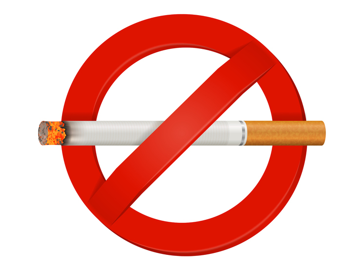 Дым на общем балконе — дыра в кошельке: депутат напомнил тамбовчанам о штрафах за курение