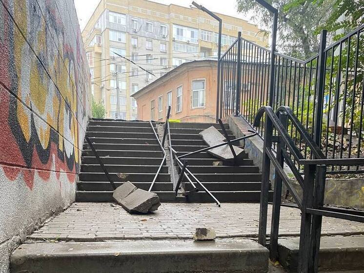 В Саратове нужно отремонтировать свыше 60 лестниц