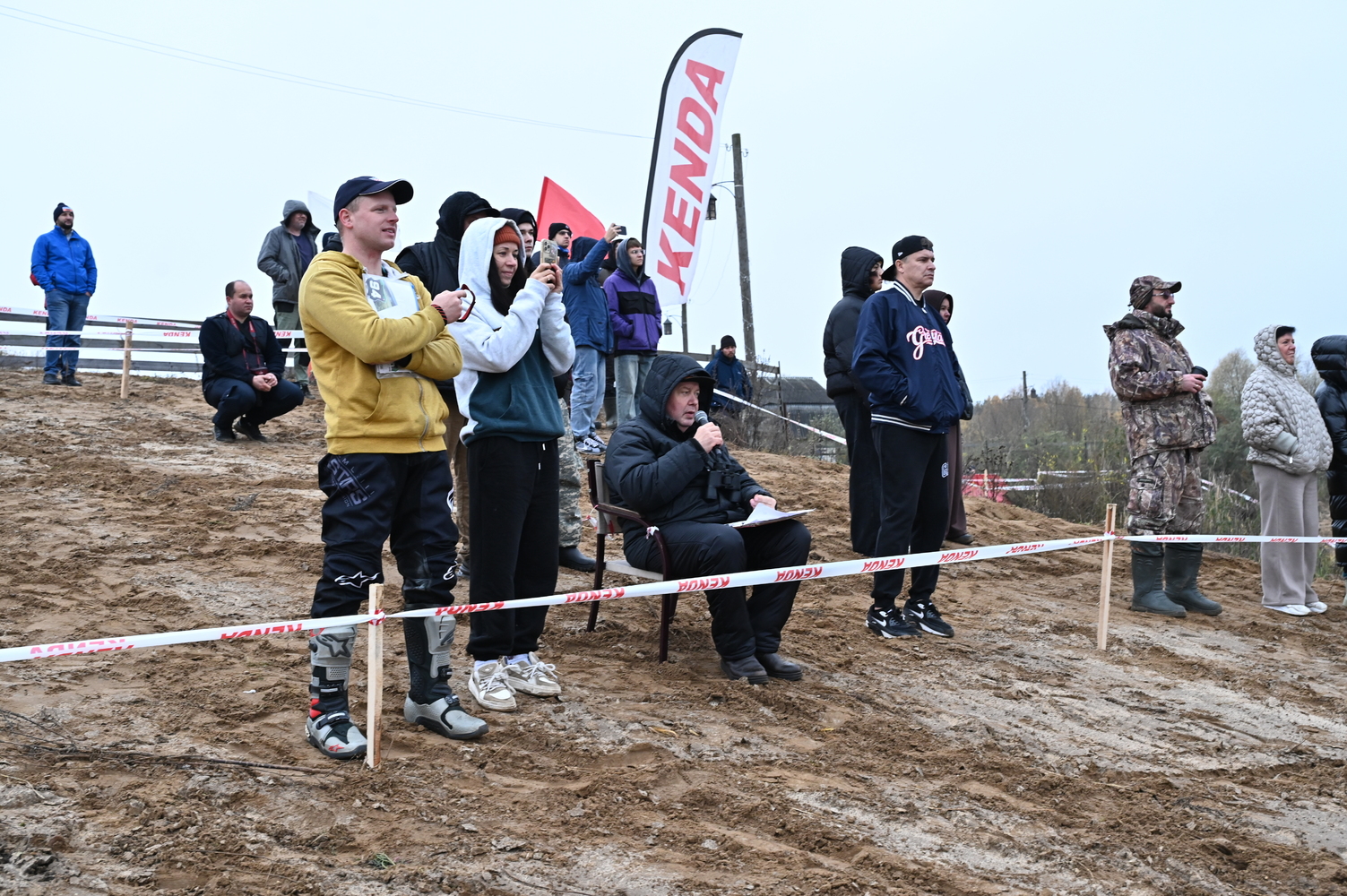 В Серпухове закрыли сезон пляжного мотокросса