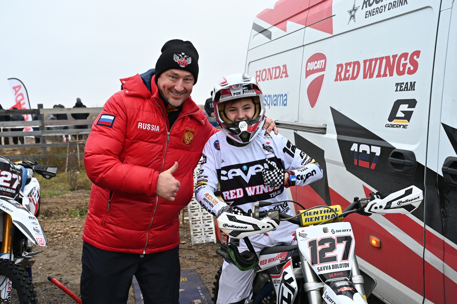 В Серпухове закрыли сезон пляжного мотокросса