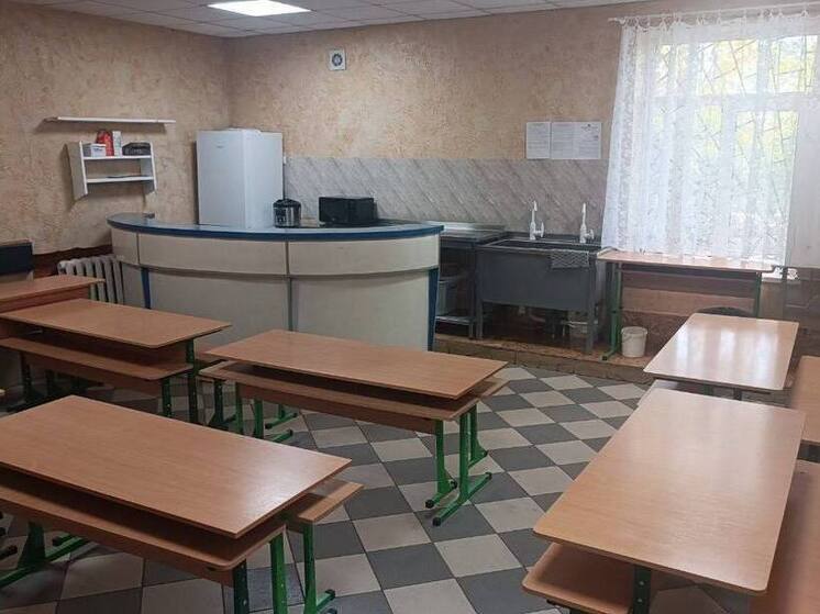В Ефремовской школе №4 Запорожской области создана комфортная столовая для детей
