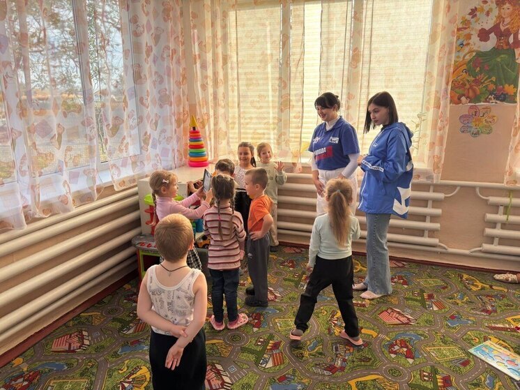 «Единая Россия» и «Молодая Гвардия» Запорожской области провели праздник для детей