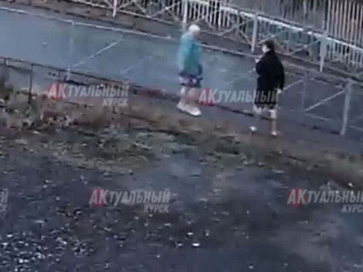 В Курске 17-летний парень ударил женщину за замечание о нецензурной брани