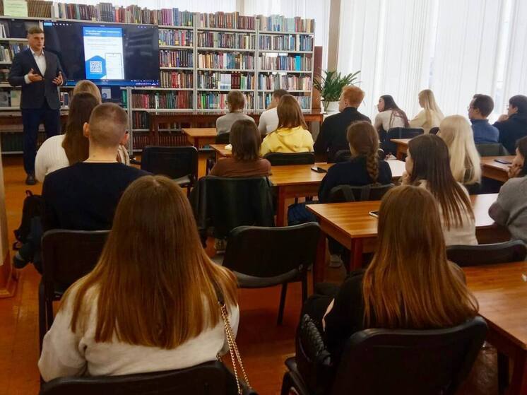 Цифровое правосудие без границ: в Тамбове студенты узнали, как технологии меняют судебную систему