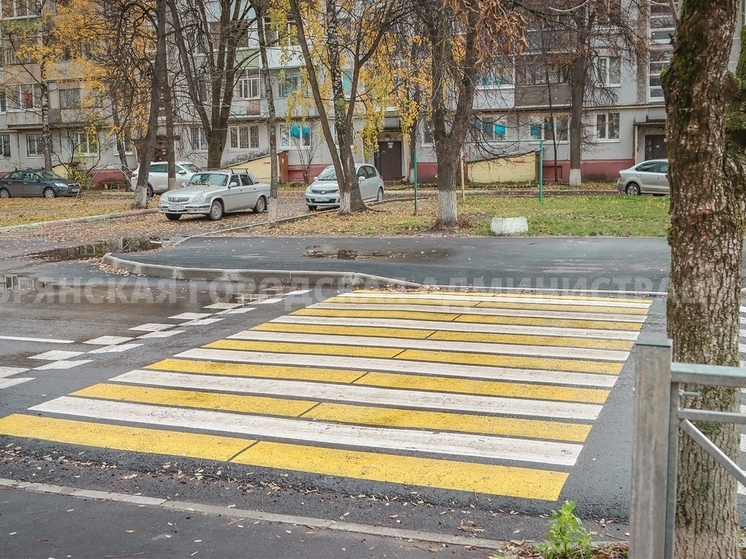 На Калужской в Брянске уложили асфальт