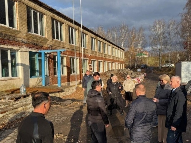 На контроле: министр образования взяла на карандаш отстающих подрядчиков в Притамбовье