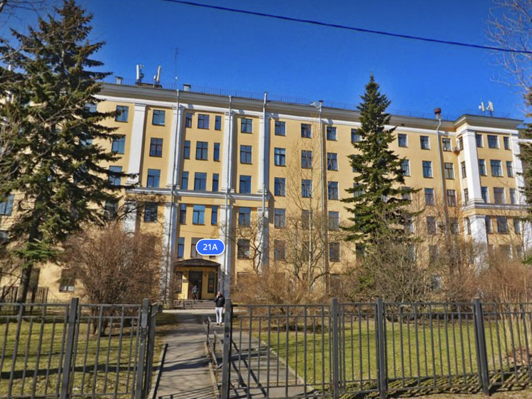 На фоне коррупционного скандала горбольница №20 в Петербурге закупила 40 геймерских моноблоков на 2,2 млн