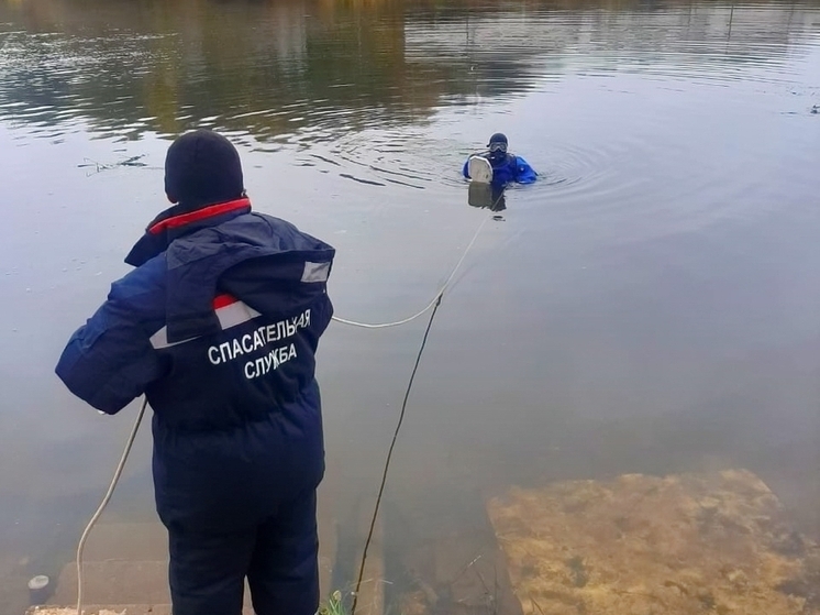 Смоленские водолазы-спасатели провели плановые учения на Днепре и Вопи