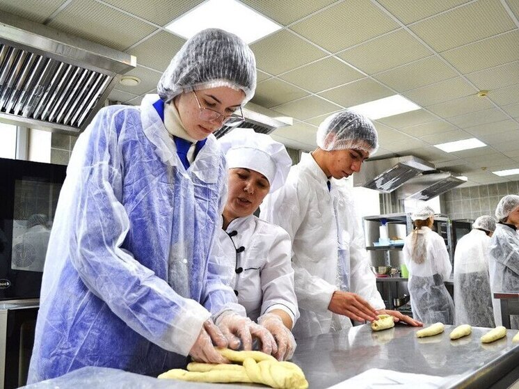 «Билет в будущее»: тамбовские школьники примерят на себя 122 профессии