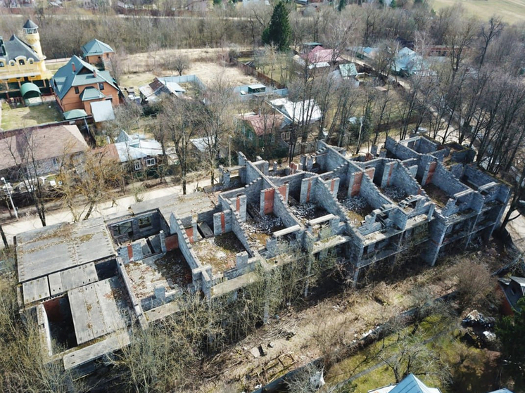 Недострою в Звенигороде пришел конец: на расчищенной территории планируют возвести соцобъект