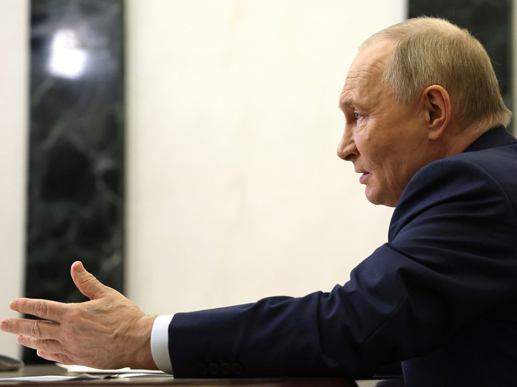 Владимир Путин сделал гениальный политический ход, пригласив западных журналистов в Купянск и Красноармейск (Покровск), где, по нашим данным, заблокированы более 10 тысяч украинских солдат